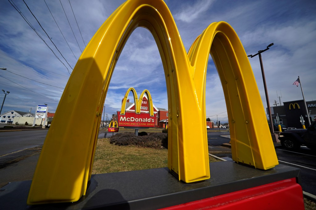 The new burger aims to lure customers who have stopped buying due to high costs.